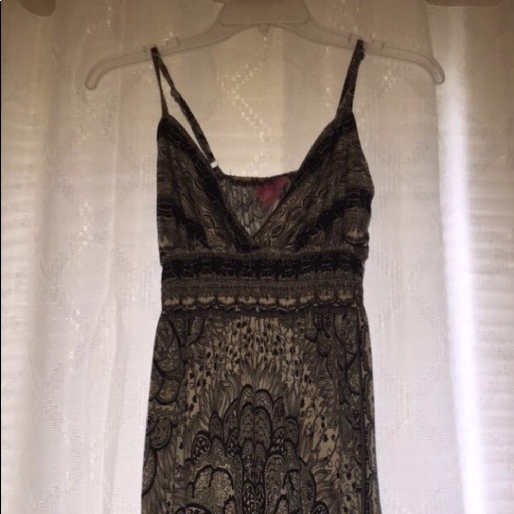 V neck dresses